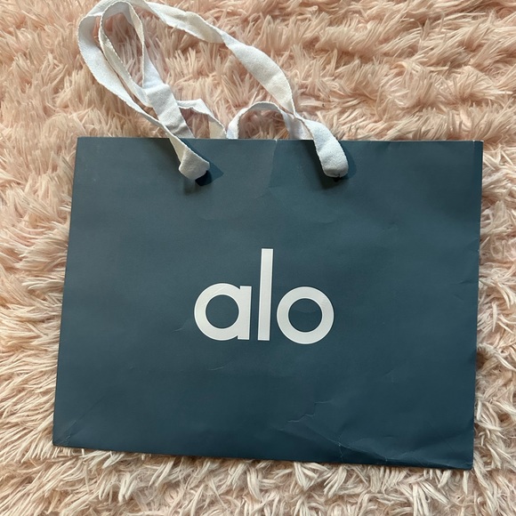 Alo Yoga Large Gray Shopping Gift Tote Bag - Picture 1 of 2